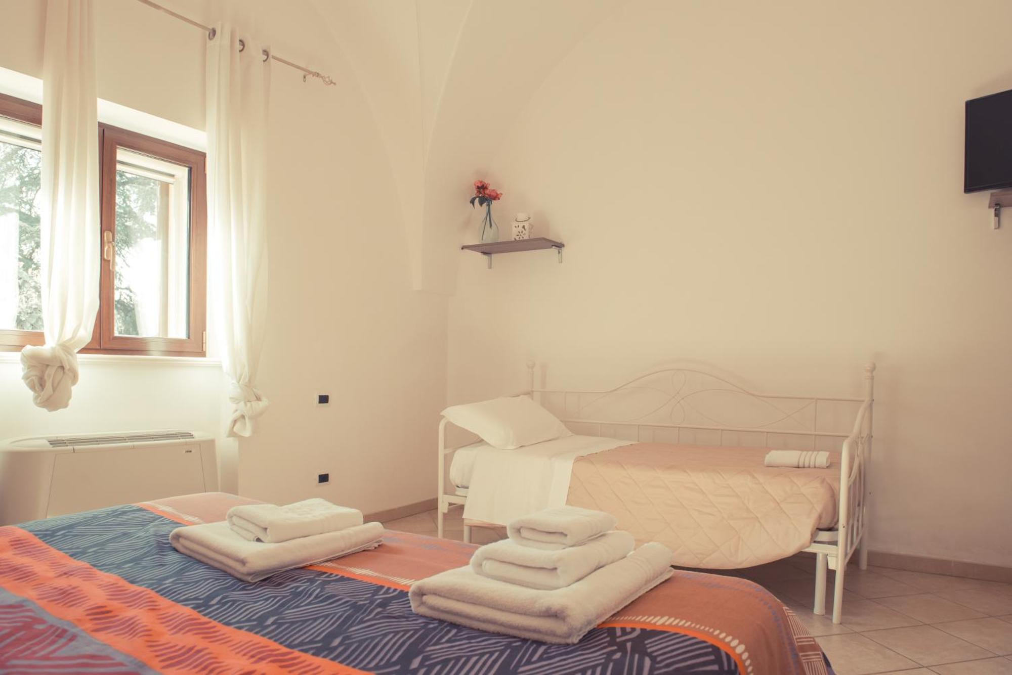 Maison d'hôtes I Trulli Di Badi à Locorotondo Extérieur photo